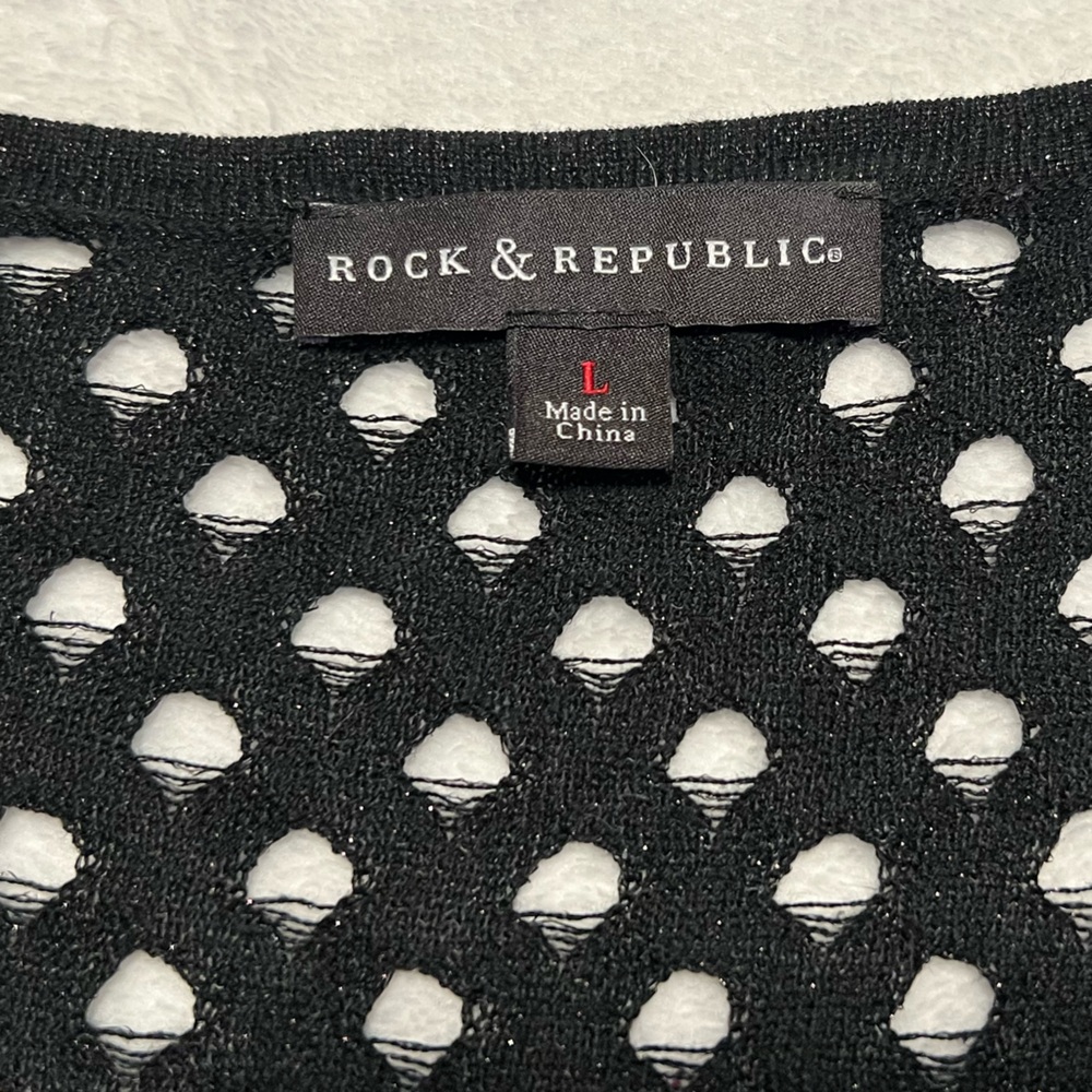 Sweater - Picture 3 of 3